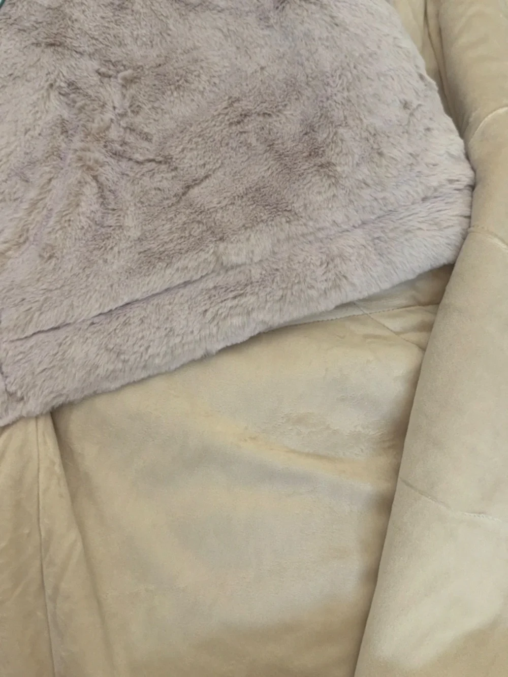 Lovesac Footsac Blanket 50” x 70” – Hazelwood Pika Phur - Picture 2 of 6